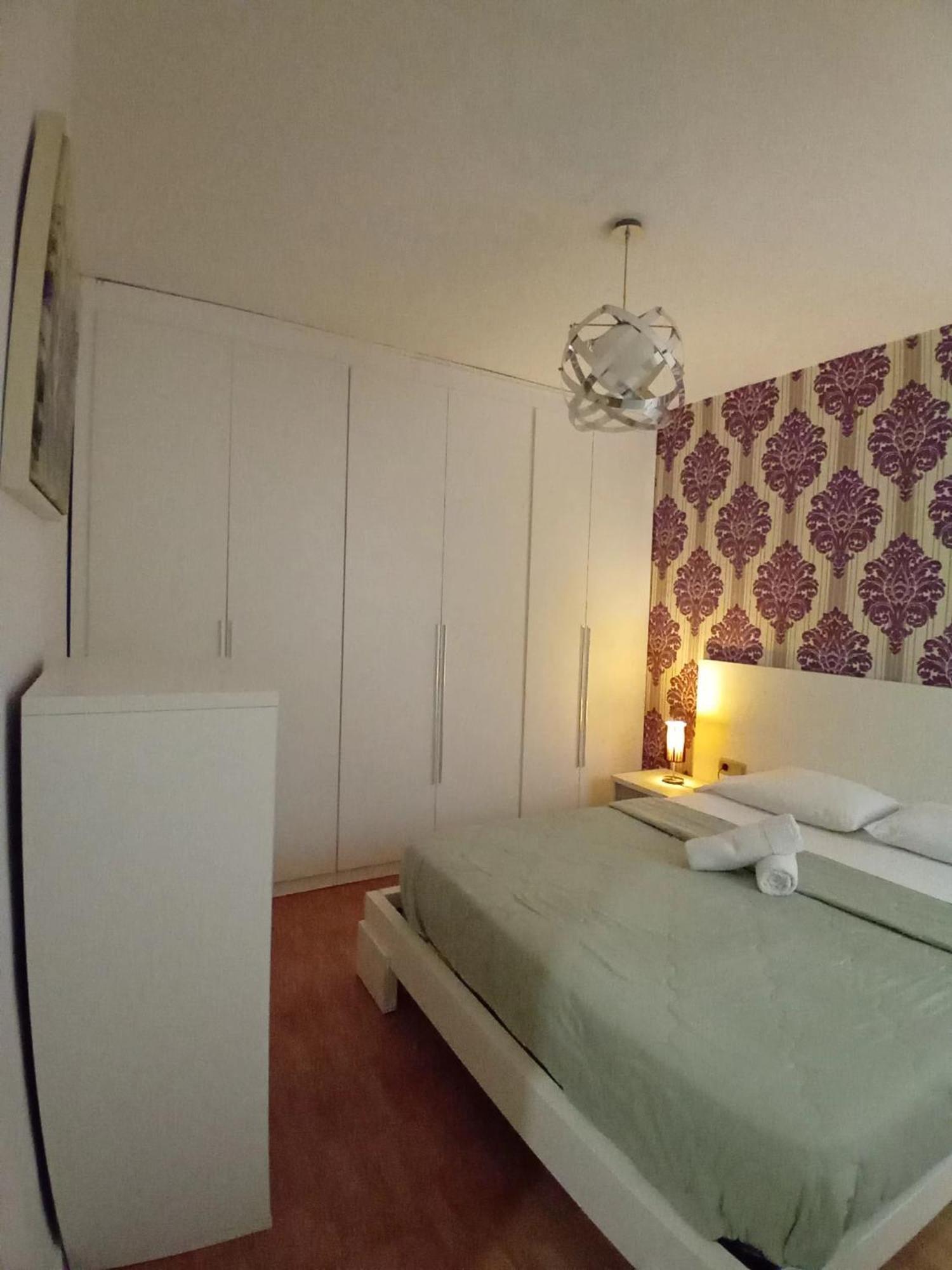 Amplio Apartamento Centro De Alicante * Alicante